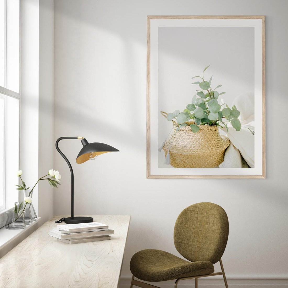 Plakat w ramie 50x70 - Eukaliptusowa Świeżość - eukaliptus, liście w koszu z wikliny - rama drewno