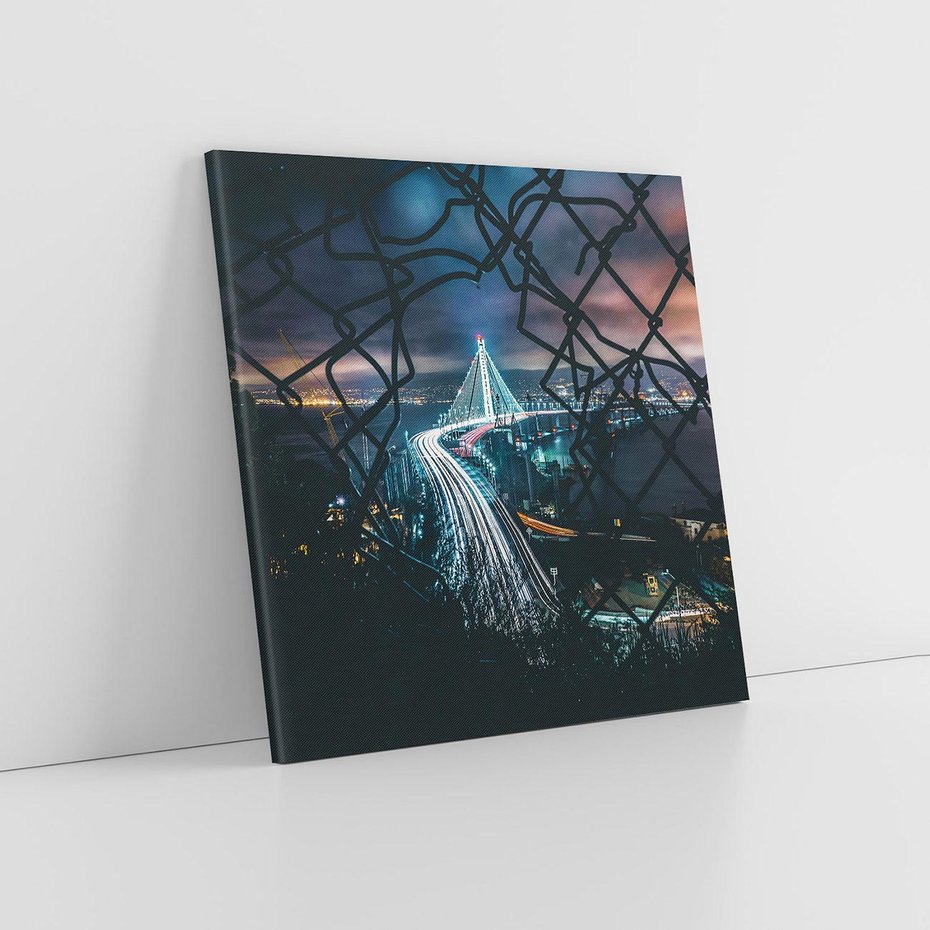 Obraz na płótnie 30x30 - Most nocą - Światła i refleksy - most, światła
