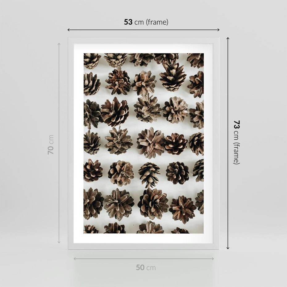 Plakat w ramie 50x70 - Jesienna Tekstura - kompozycja z suchych szyszek, jesienne szyszki - rama biała