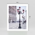 Plakat bez ramy 40x50 - Przemijający urok miasta - miasto, uliczka