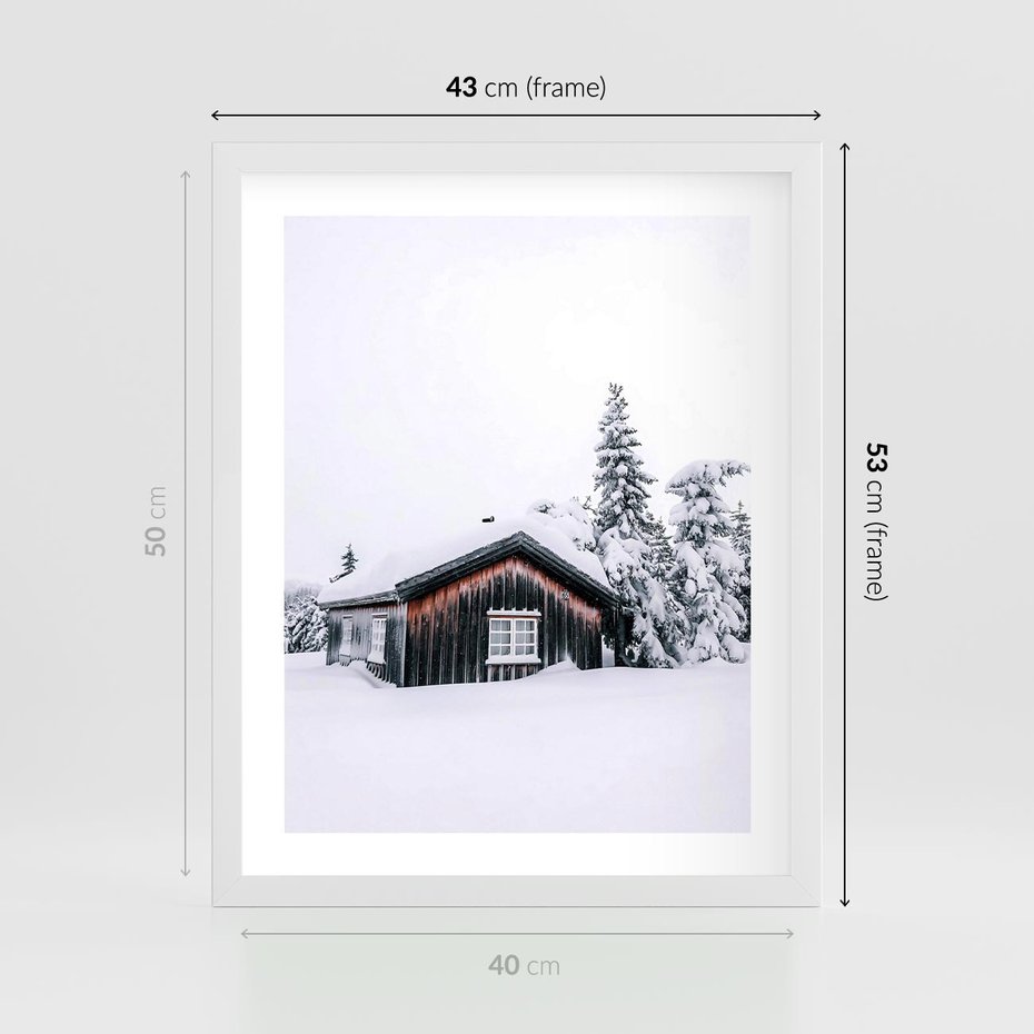 Plakat w ramie 40x50 - Zimowy Azyl: Domek w Górach - domek w górach, śnieg - rama biała