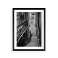 Plakat w ramie 30x40 - Magiczne spacery - uliczka, perspektywa - rama czarna