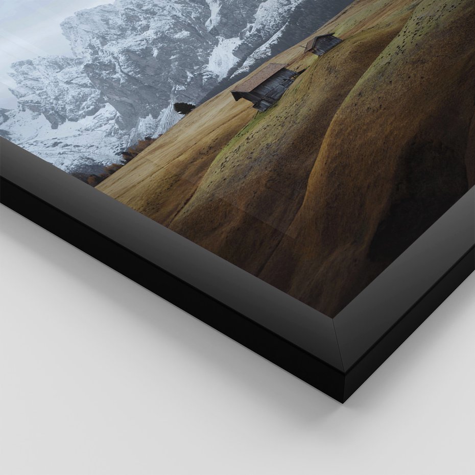 Zestaw obrazy w ramie 50x70 galeria - Skandynawski, domki, góry, widok - rama czarna