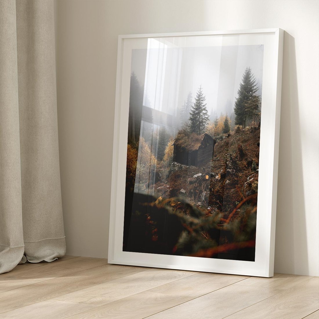 Plakat bez ramy 40x50 - Górski las - stary zniszczony domek w górach, góry