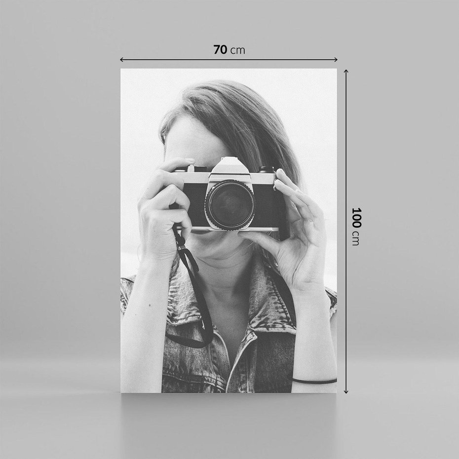Obraz na płótnie 70x100 - Zrób mi Zdjęcie - fotografia, kobieta z aparatem
