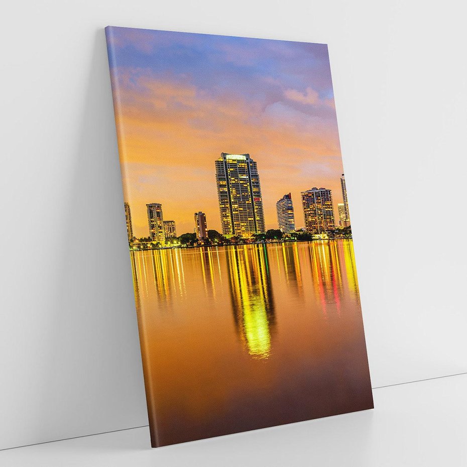 Obraz na płótnie 50x70 - miasto świateł - Miami, Floryda