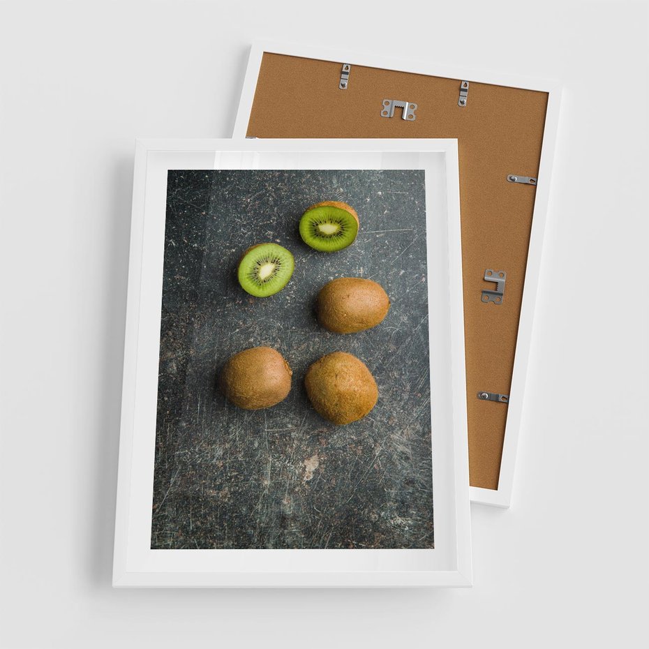 Plakat w ramie 50x70 - : Zdrowe kąski - kiwi, owoce - rama biała