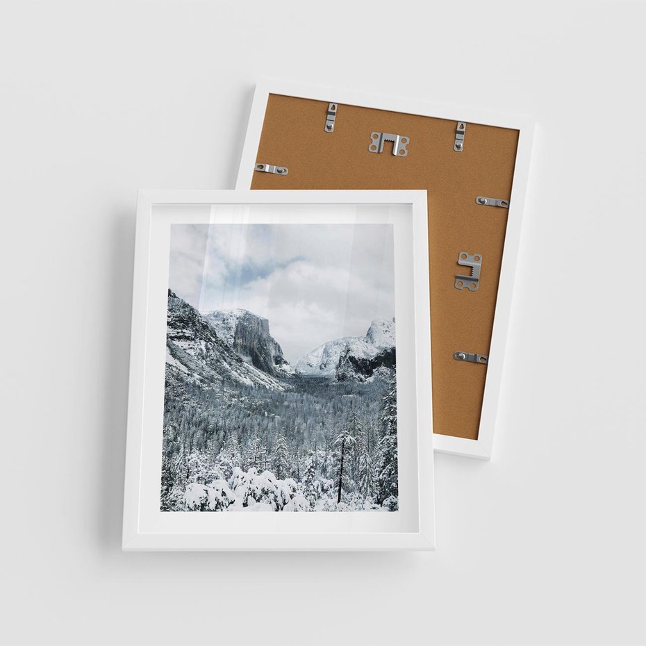 Plakat w ramie 40x50 - Góry Śnieżnej Krainy - góry, szczyty - rama biała