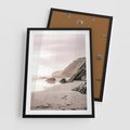 Plakat w ramie 50x70 - Przybrzeżna Piękność - klify, skały nad morzem - rama czarna
