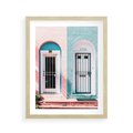 Plakat w ramie 40x50 - Urok Starych Drzwi - stare retro drzwi kamienicy, pastelowe kolory - rama drewno