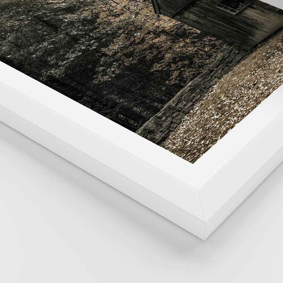 Plakat w ramie 40x50 - Dom w Lesie - chatka w lesie, górski domek - rama biała