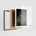 Plakat w ramie 40x50 - Moc lewego spojrzenia - lew, czarno - rama czarna