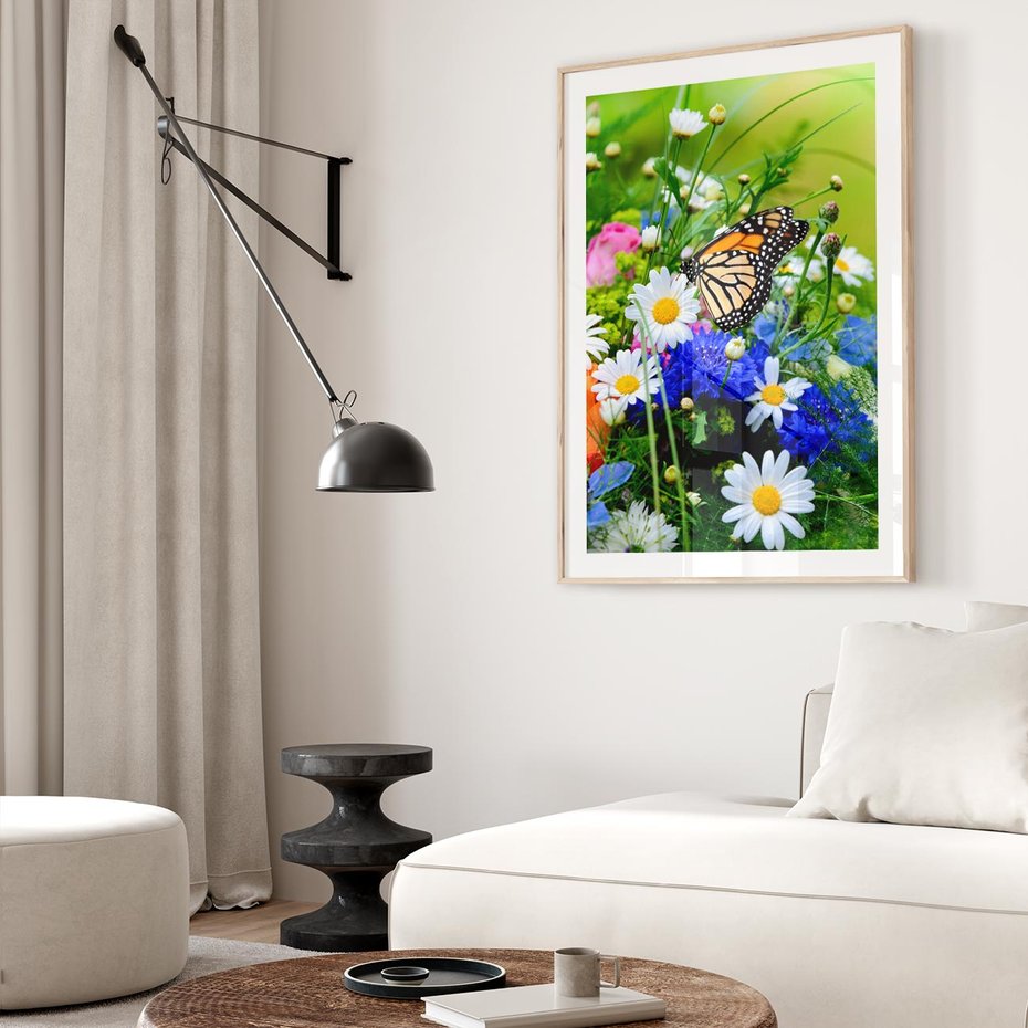 Plakat w ramie 30x40 - Kwiatowy Taniec - motyl, kwiaty - rama drewno