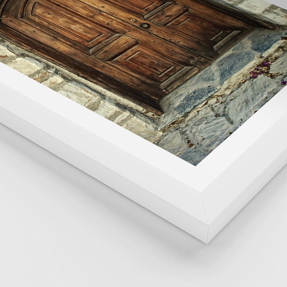 Plakat w ramie 50x70 - Tajemnicze stare drzwi - stare, drzwi - rama biała