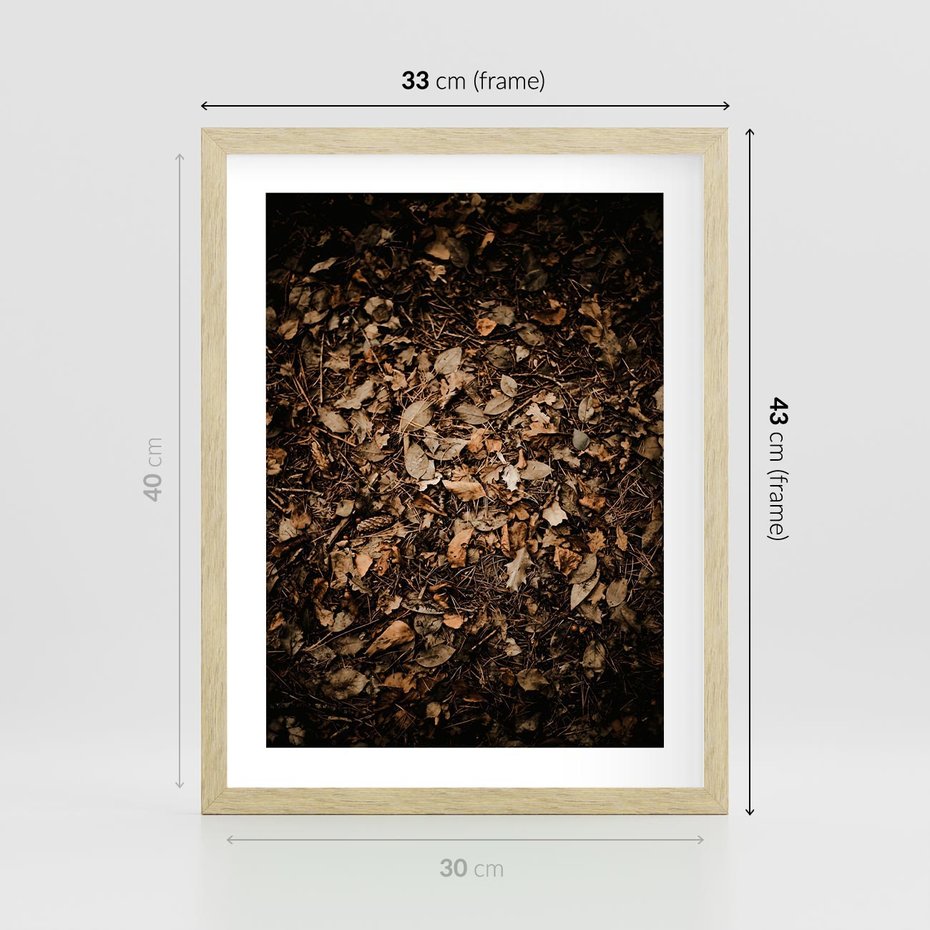 Plakat w ramie 30x40 - Brązowe Liście w Scenerii - suche liście jesień brąz - rama drewno