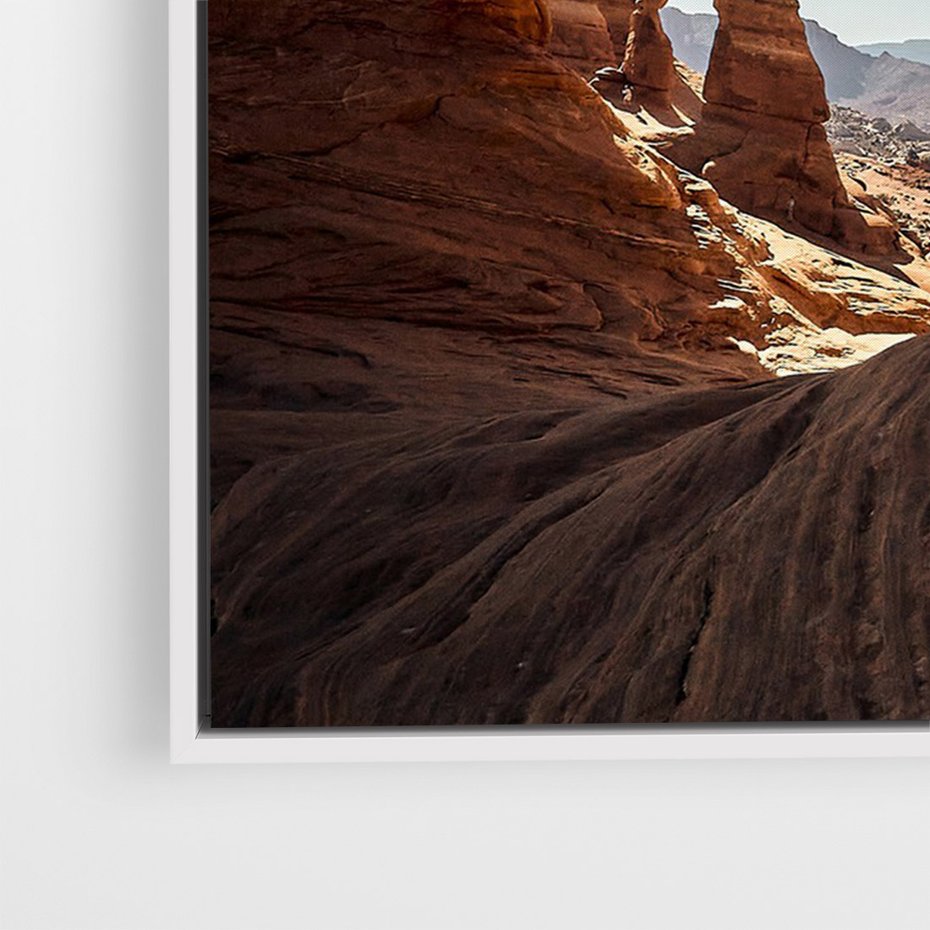 Obraz w ramie 50x70 - Magia pustynnego kanionu - pustynia, kanion - rama biała