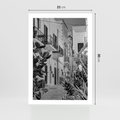 Plakat bez ramy 21x30 - Nadmorska Uliczka - czarno białe zdjecie, uliczka w nadmorskim mieście