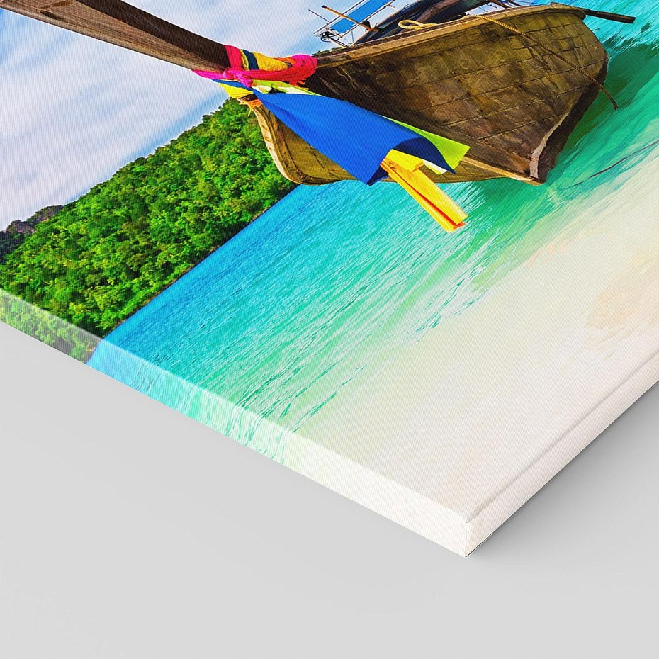 Obraz na płótnie 120x80 - Rajska Plaża Tajlandii: Spotkanie z Naturą - Tajlandia, łódź