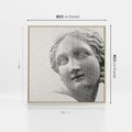 Obraz w ramie 80x80 - Szarość w Kamieniu - monochromatyczna marmurowa rzeźba, odcienie szarości - rama drewno