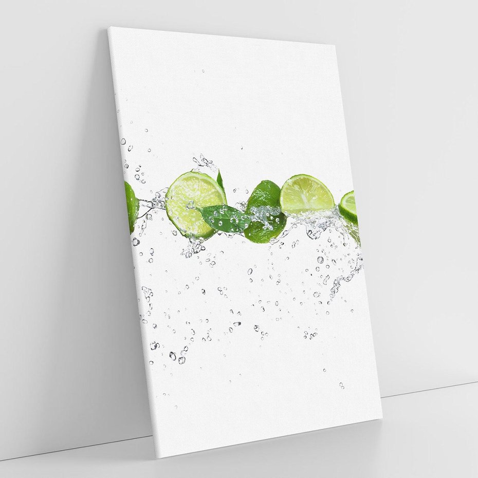 Obraz na płótnie 80x120 - Świeże limonki i woda - limonki, woda