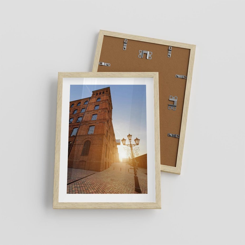 Plakat w ramie 30x40 - Perspektywa uliczki - uliczka, perspektywa - rama drewno