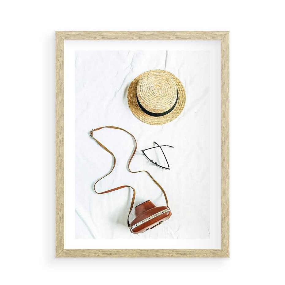 Plakat w ramie 50x70 - Artystyczna Dusza - boho kompozycja, kapelusz słomkowy - rama drewno