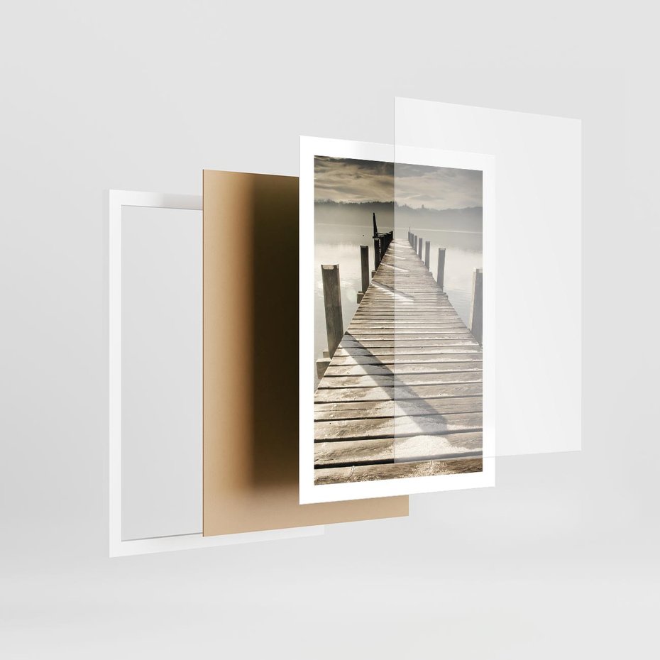 Plakat w ramie 50x70 - Idylliczny pomost nad jeziorem - pomost, jezioro - rama biała