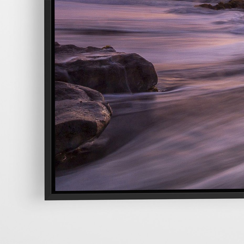 Obraz w ramie 50x70 - Spojrzenie w głąb duszy - zachód słońca, zmierzch - rama czarna