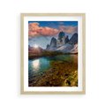 Plakat w ramie 40x50 - Jezioro wśród majestatycznych gór - jezioro, góry - rama drewno