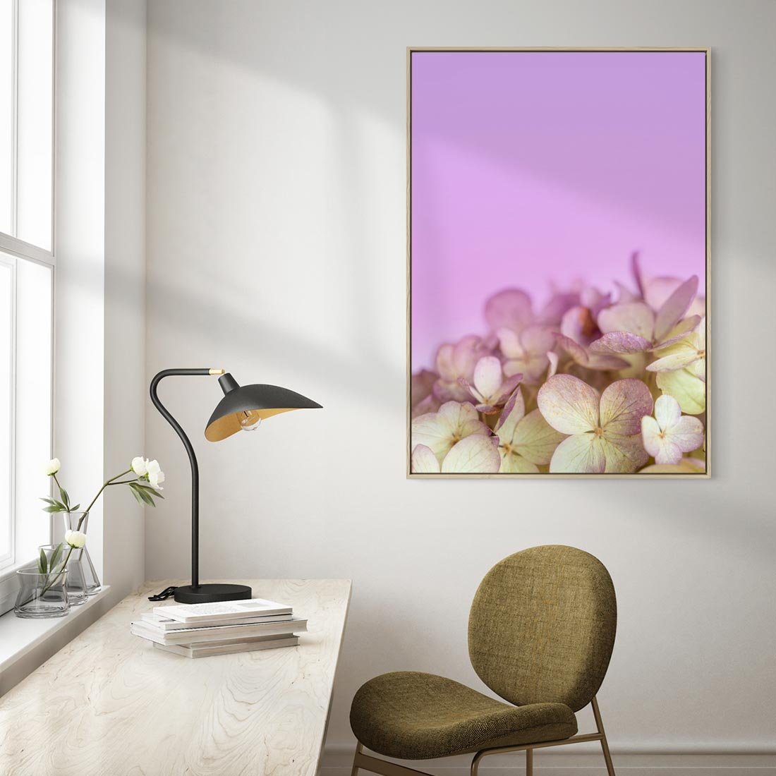 Obraz w ramie 80x120 - Kwiatowa Uroda - kwiaty, hortensje - rama drewno