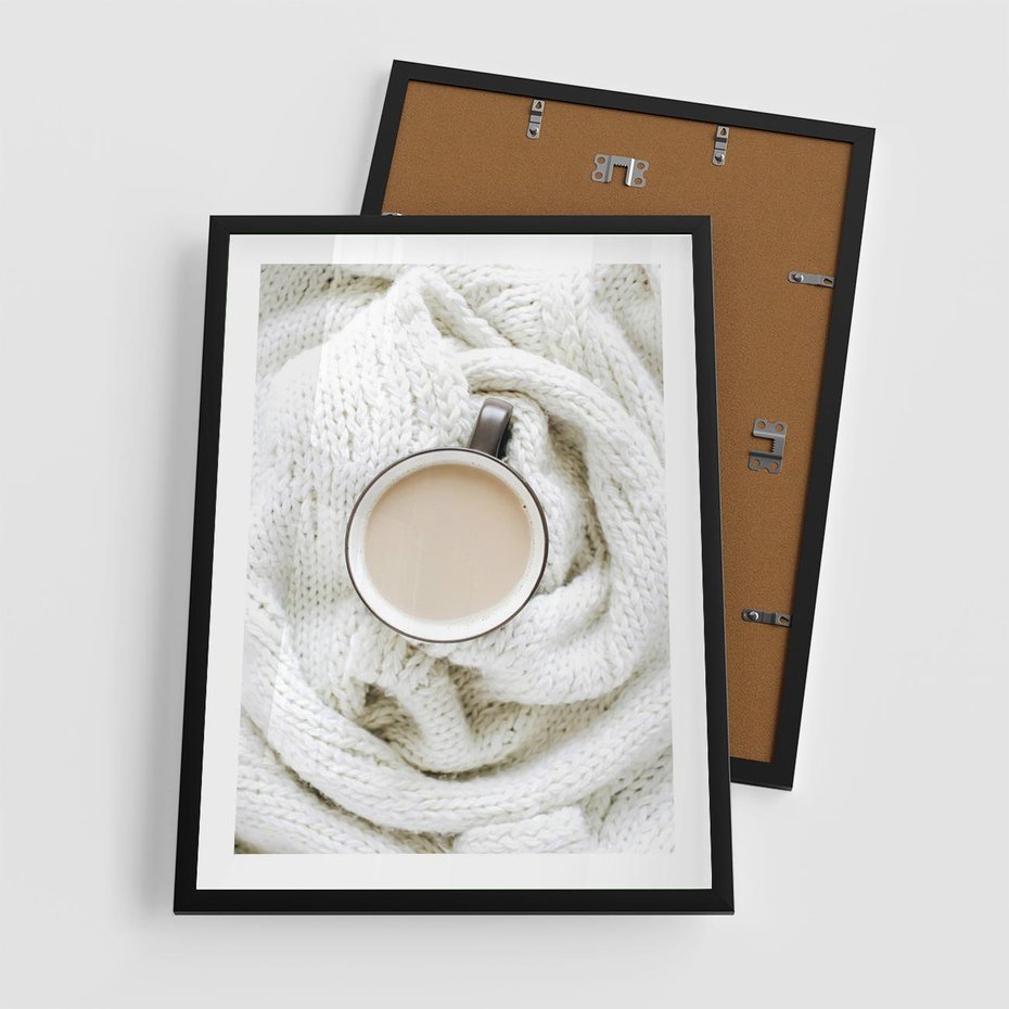 Plakat w ramie 50x70 - Kawa na Wełnianym Kocu - kawa, biały wełniany koc - rama czarna