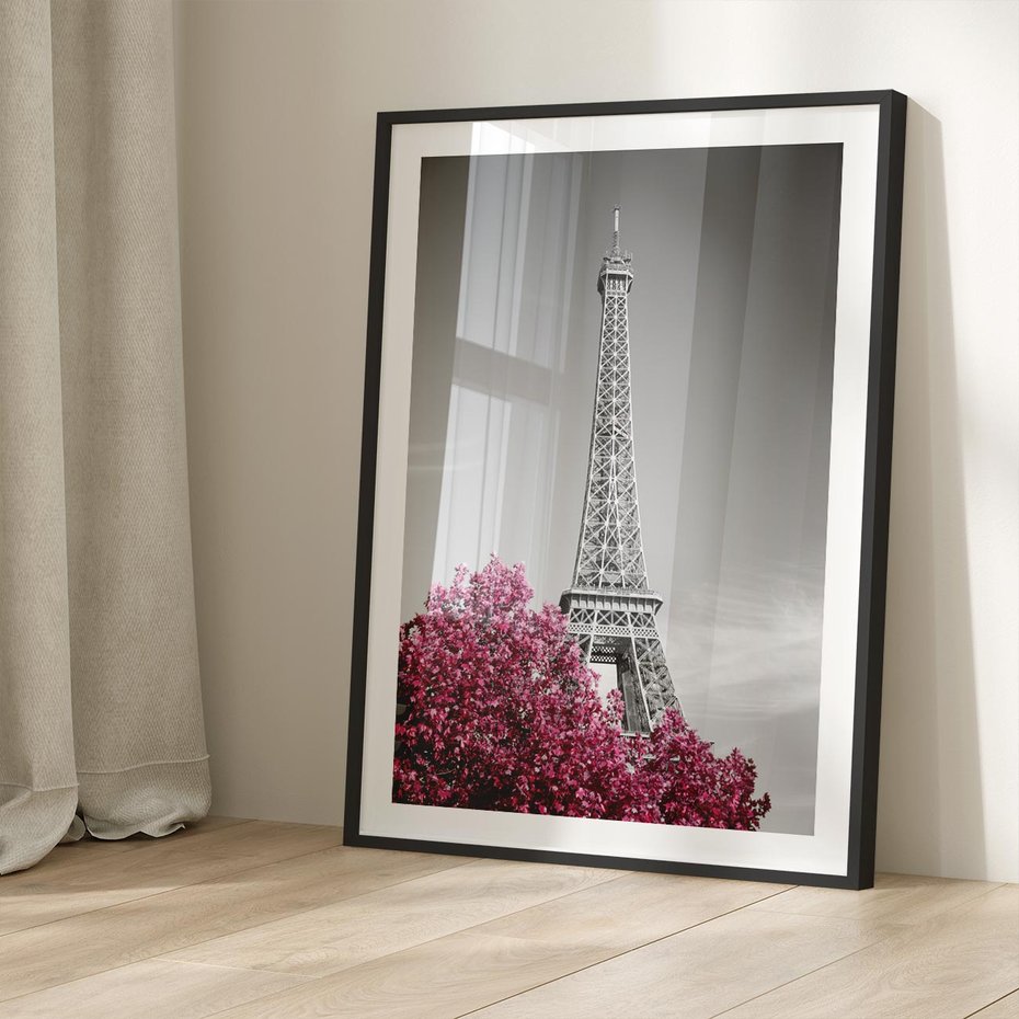 Plakat bez ramy 21x30 - Różowy Paryż - czarno białe zdjęcie, wieża eiffla