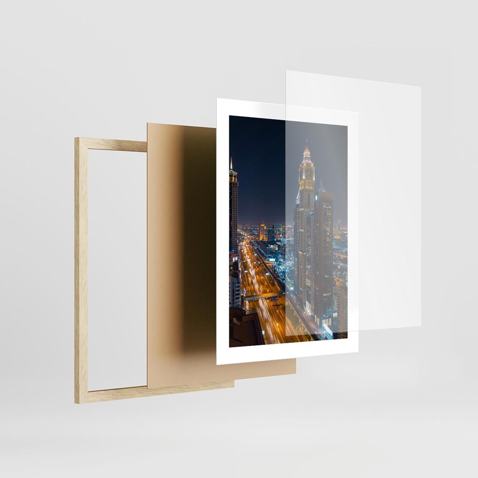 Plakat w ramie 30x40 - Nocna magia - miasto, noc - rama drewno