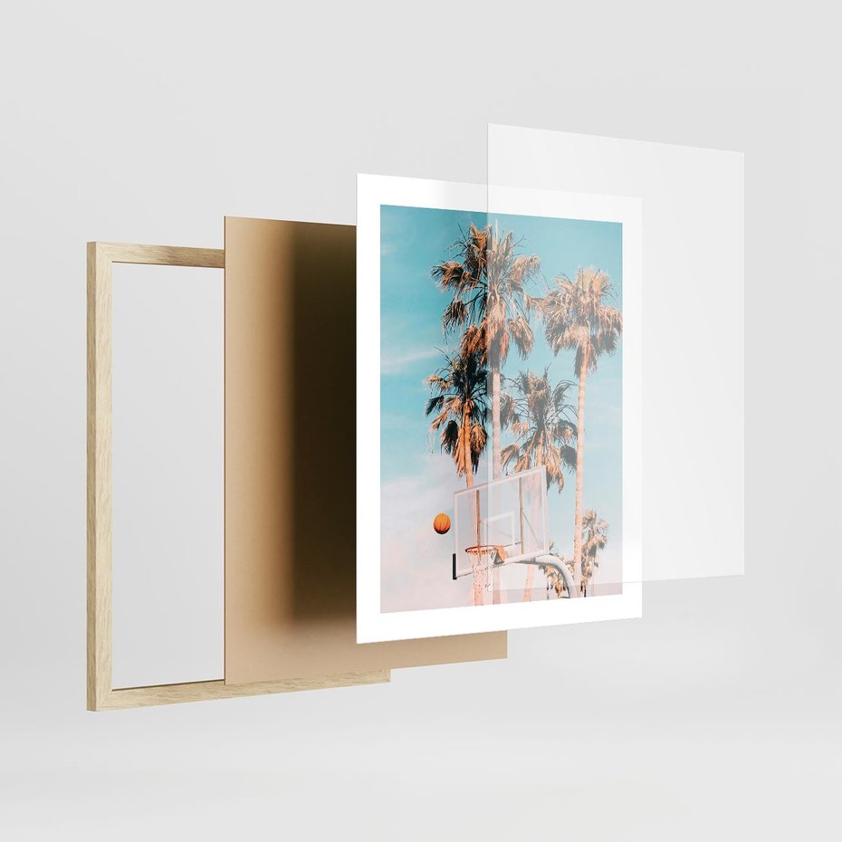 Plakat w ramie 40x50 - Egzotyczna Koszykówka - palmy na tle nieba, koszykówka - rama drewno