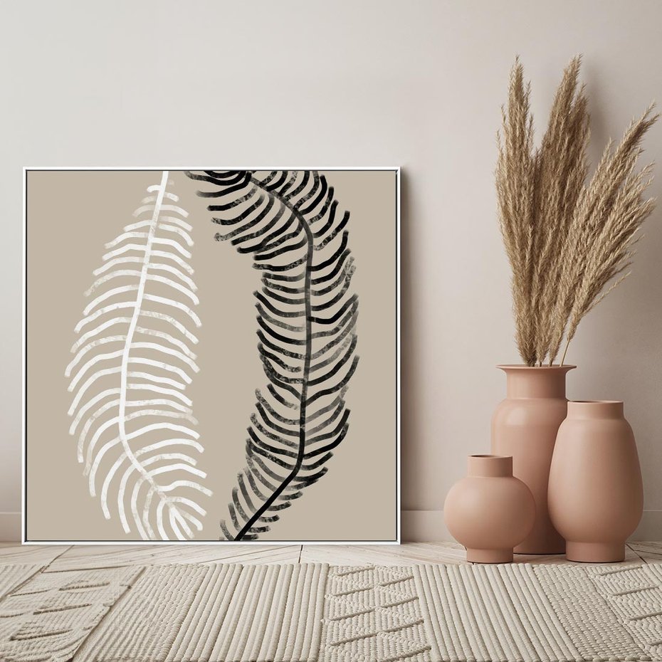 Obraz w ramie 80x80 - Spleciona Harmonia - sztuka nowoczesna, białe i czarne pióro - rama biała