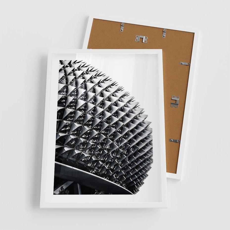 Plakat w ramie 50x70 - Nowoczesność w Czerni i Bieli: Architektoniczna Piękność - nowoczesna architektura, black and white - rama biała