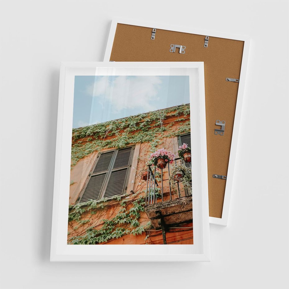 Plakat w ramie 50x70 - Okno do włoskich budynków - włoskie, budynki - rama biała