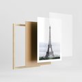 Plakat w ramie 50x70 - Eiffla w mglistym świetle - Eiffla, Paryż - rama drewno