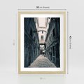 Plakat w ramie 30x40 - Odkryj tajemnice miasta - uliczka, perspektywa - rama drewno
