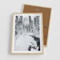 Plakat w ramie 50x70 - Spokój Zimowego Lasu w Górach - zima w lesie, w górach - rama drewno