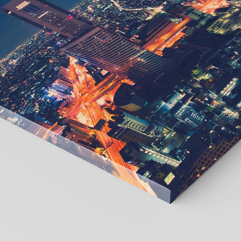 Obraz na płótnie 70x70 - światła i tradycja - Japonia, Tokio