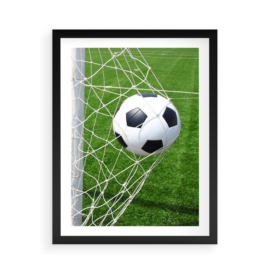 Plakat w ramie 50x70 - Namiętność Piłki i Gola - piłka nożna, gol - rama czarna