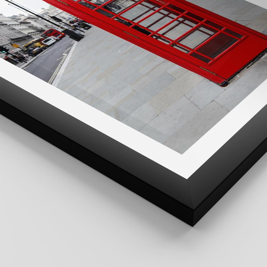 Plakat w ramie 40x50 - Londyńska budka w perspektywie - budka, Londyn - rama czarna