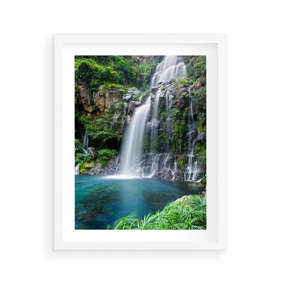Plakat w ramie 40x50 - Tropikalny Wodospad - wodospad, tropikalny - rama biała