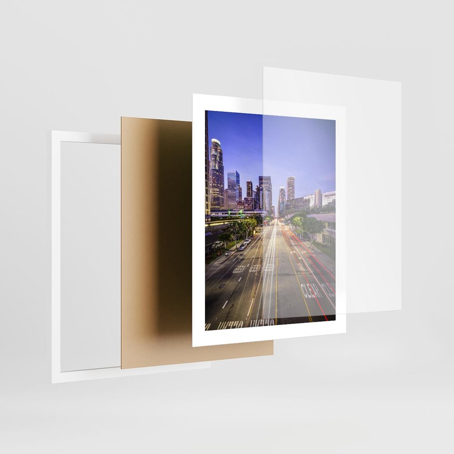 Plakat w ramie 40x50 - Światło nocnej ulicy - miasto, nocą - rama biała