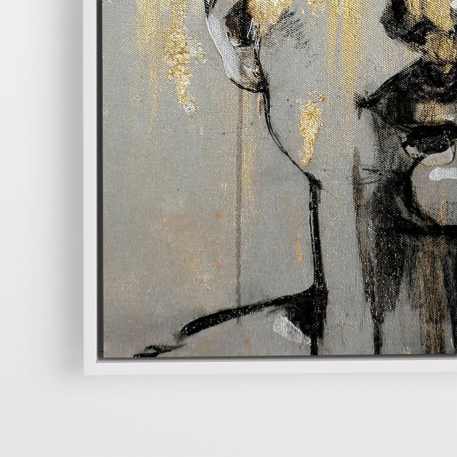 Obraz w ramie 50x50 - Kobieta - Abstrakcyjne Malowidło - złote, usta abstrakcja - rama biała