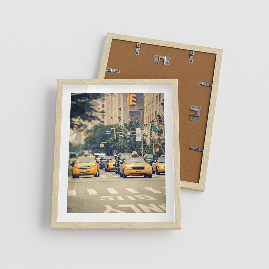 Plakat w ramie 40x50 - Miasto Taksówek - taksówki, miasto - rama drewno