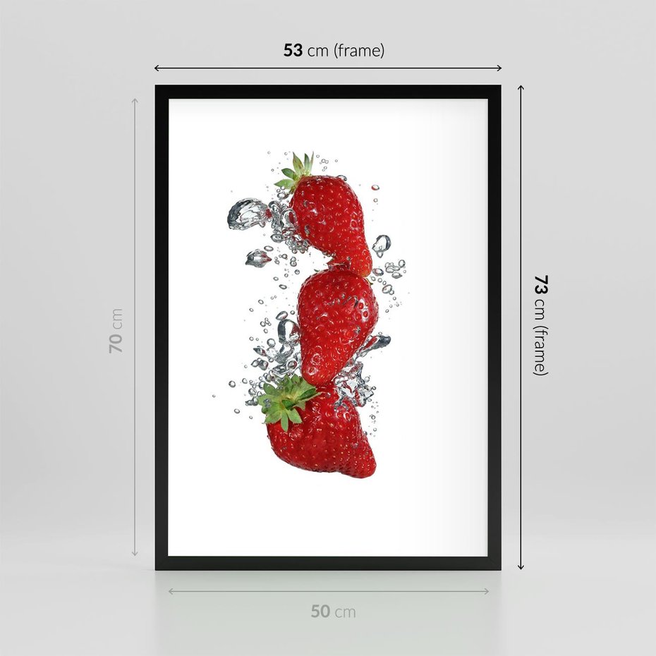 Plakat w ramie 50x70 - Aromatyczne truskawki w pełnym rozkwicie - truskawki, owoce - rama czarna