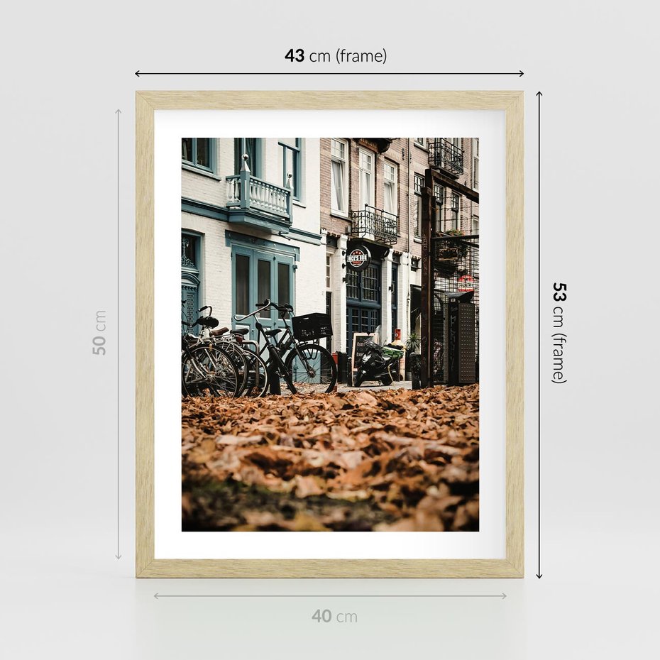 Plakat w ramie 40x50 - Rowery w Mieście pełnym Liści - rower, miasto - rama drewno