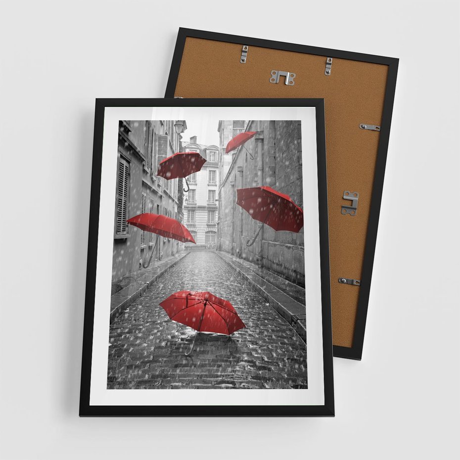 Plakat w ramie 50x70 - Parasole w malowniczej uliczce - parasole, uliczka - rama czarna